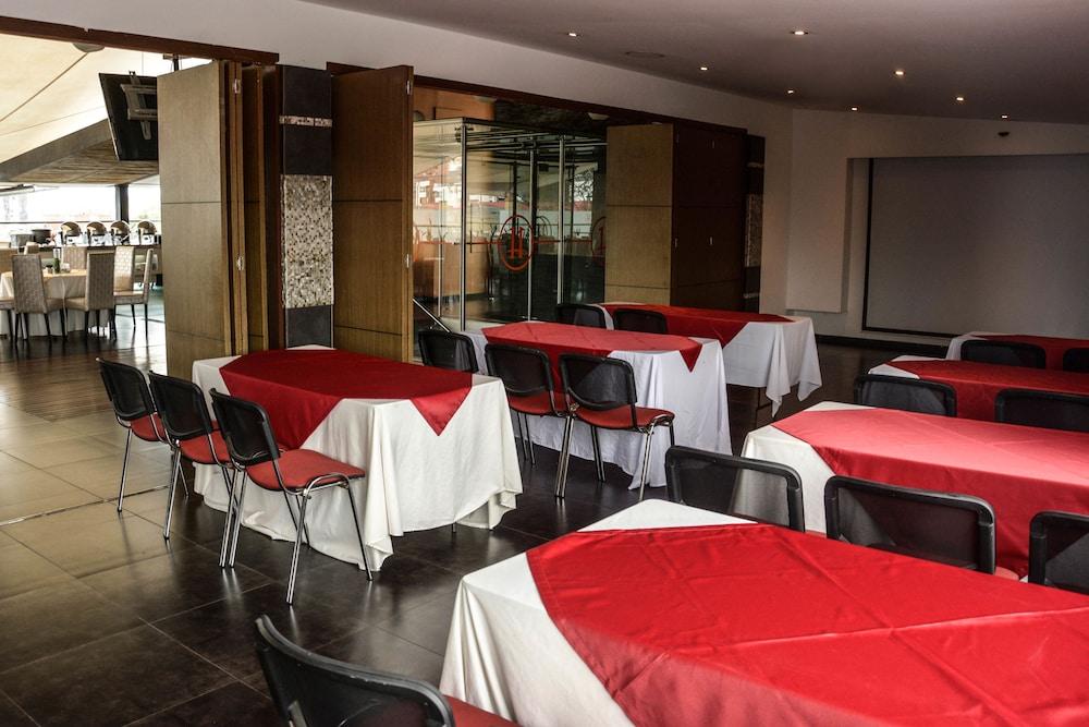 Zi One Luxury Hotel Pereira Exterior foto